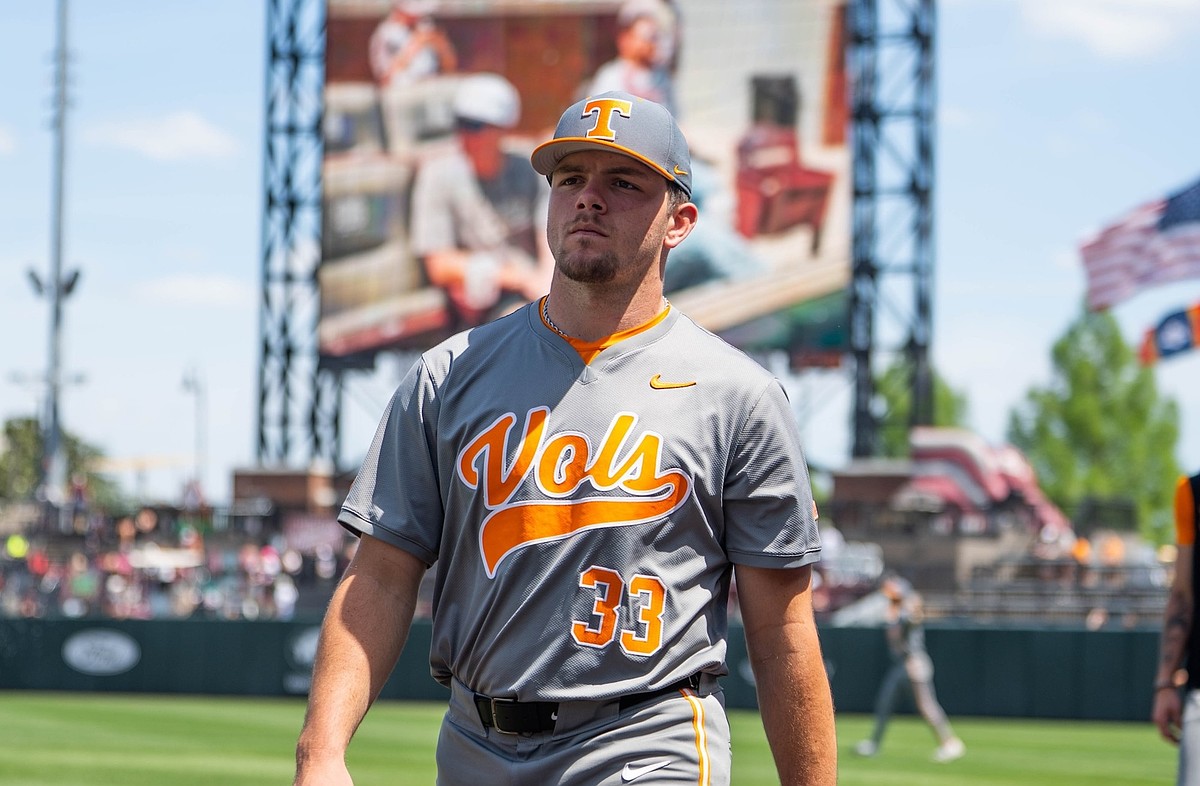 Vols break out the brooms against No. 9 Mississippi State