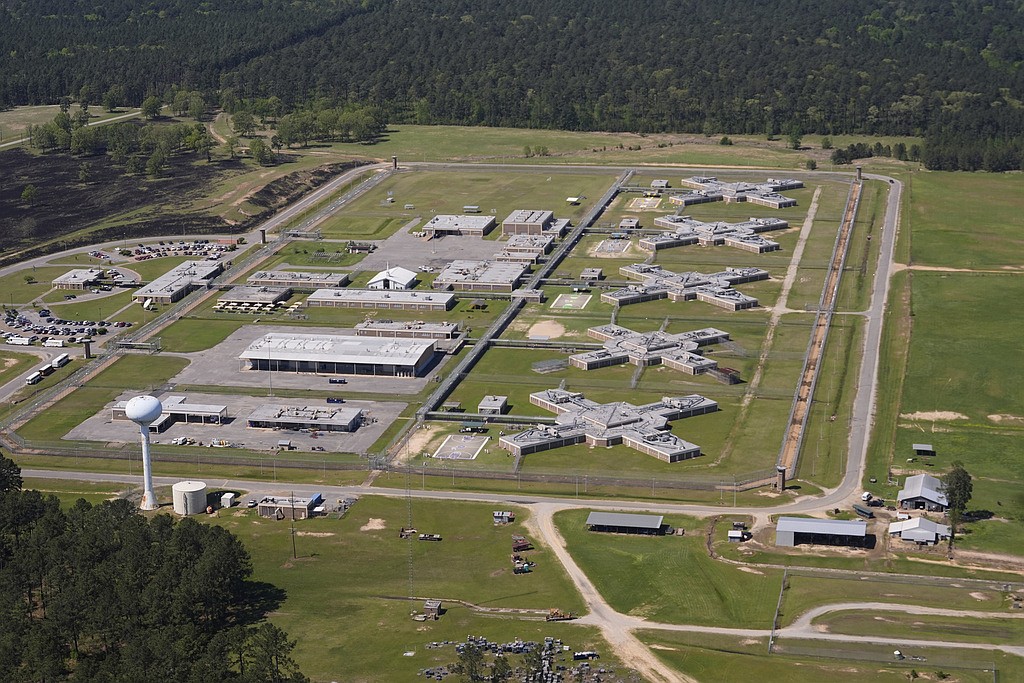 Mexican man arrested in Chattanooga dies while in federal custody