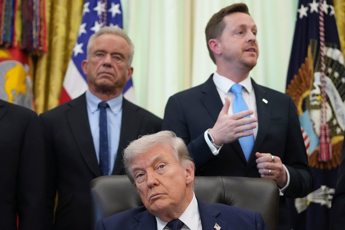 'Two ways of calculating': Trump defends his mathematically impossible ...