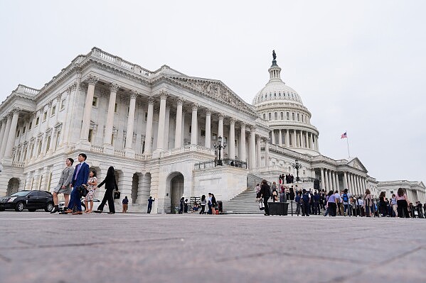 EDITORIAL : Under Water: Time for our leaders to show leadership on national debt