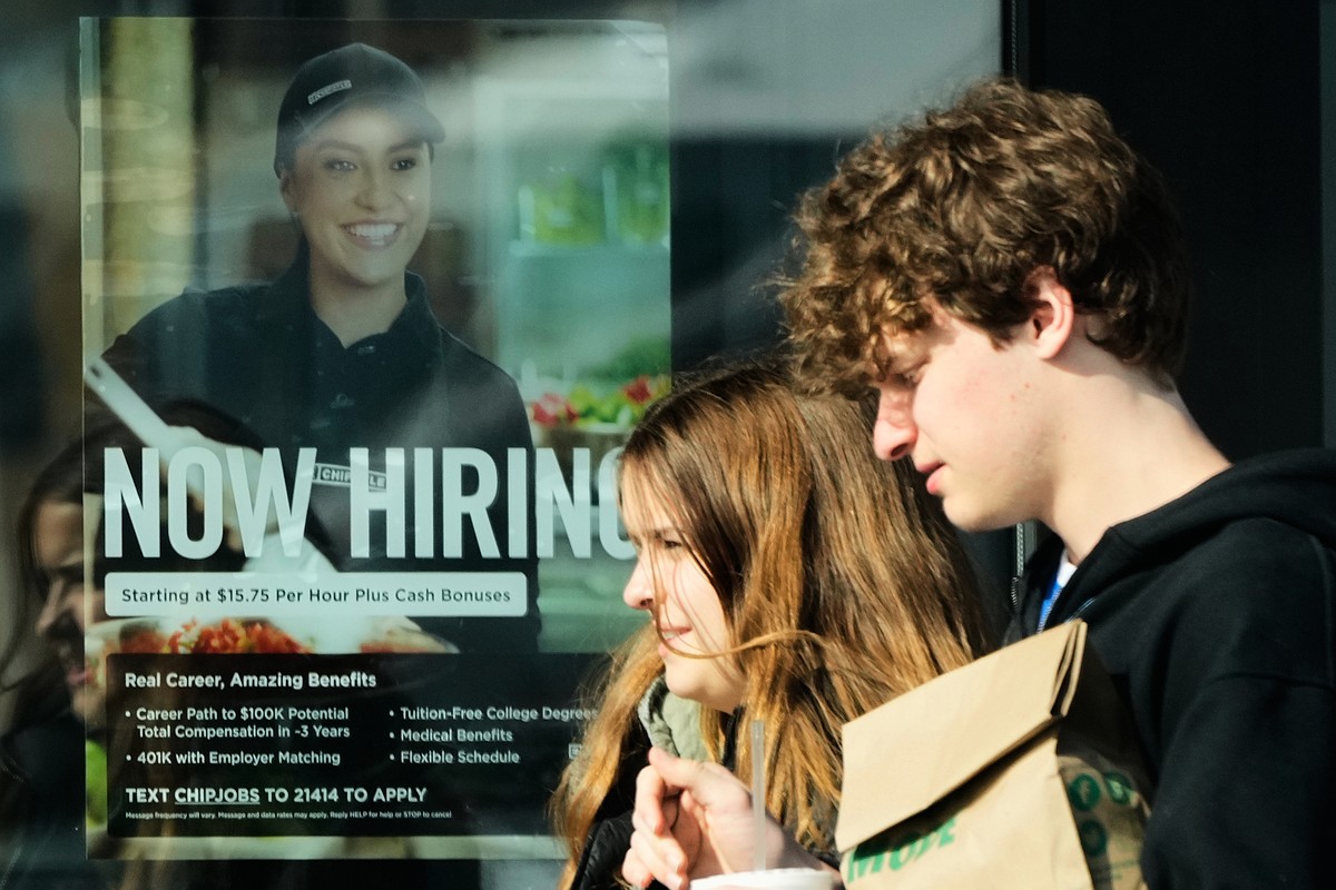 U.S. job openings were unchanged at 6.9 million in March but hiring improved