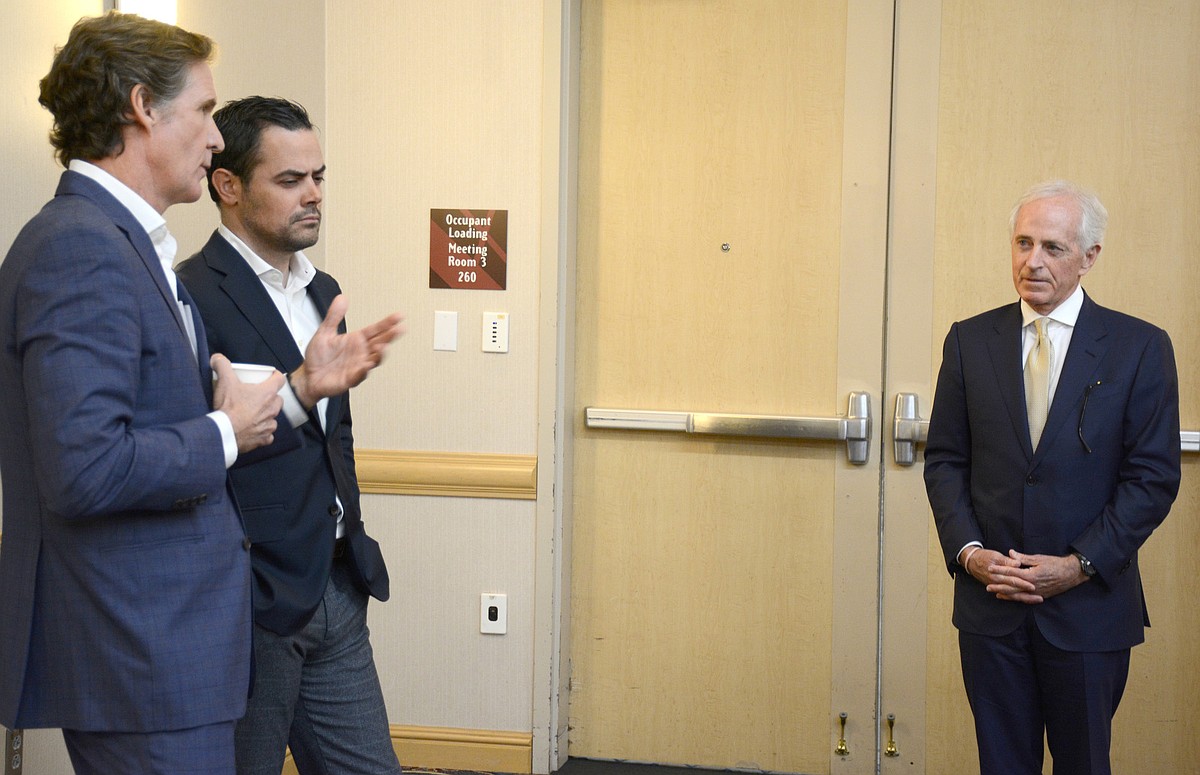 Corker calls for business leaders to rally around new vision for Chattanooga economy