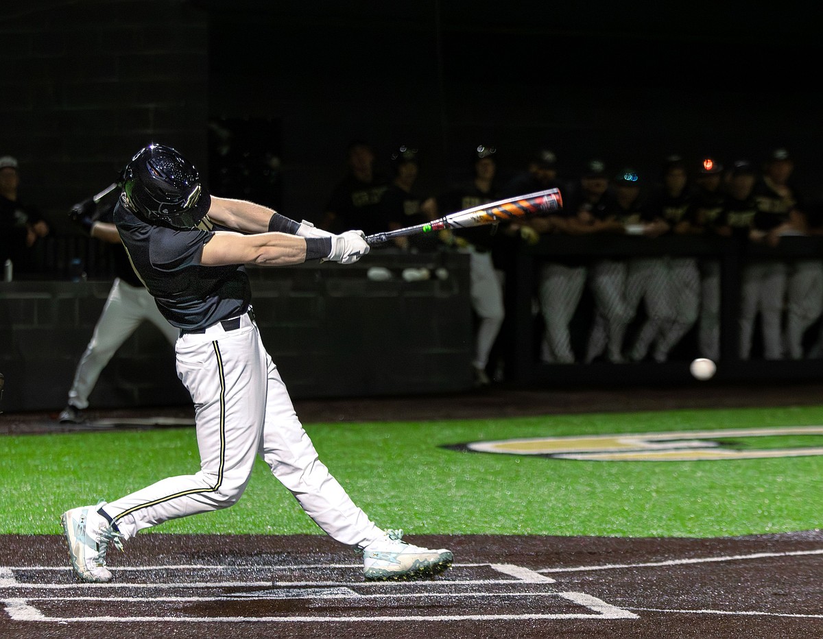 Prep Baseball: Pleasant Grove shuts down Kilgore in area round