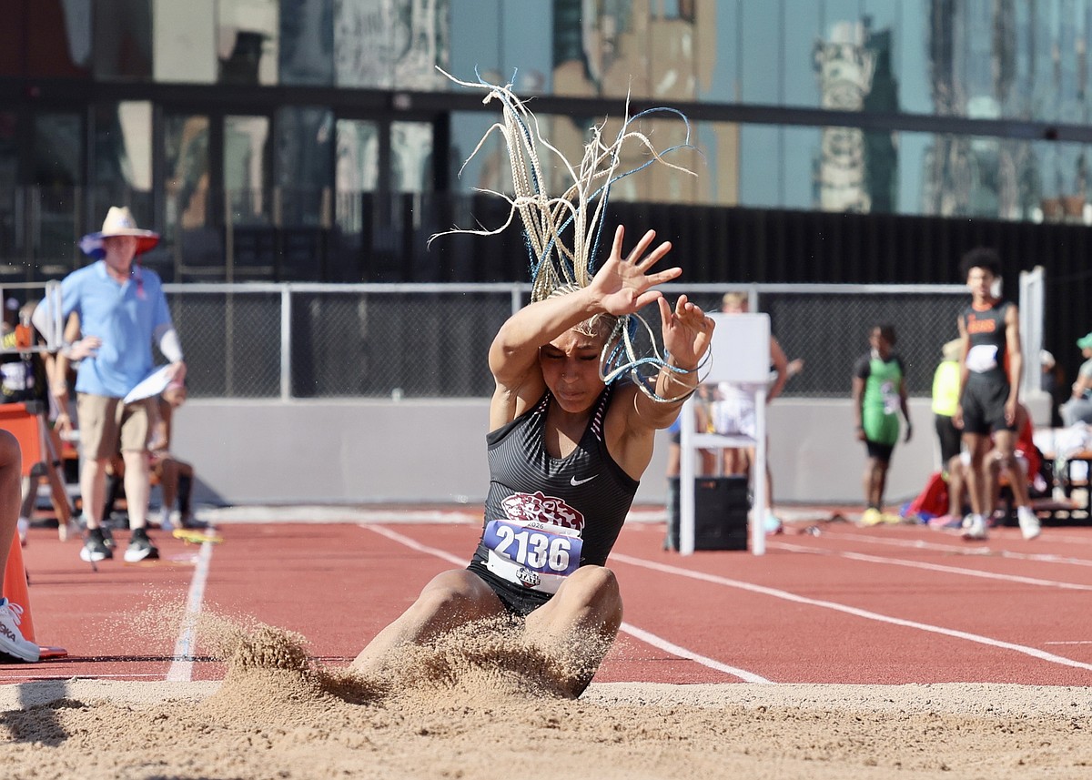 Prep Track and Field: Stovall, Banks reach podium in jumping events at state meet