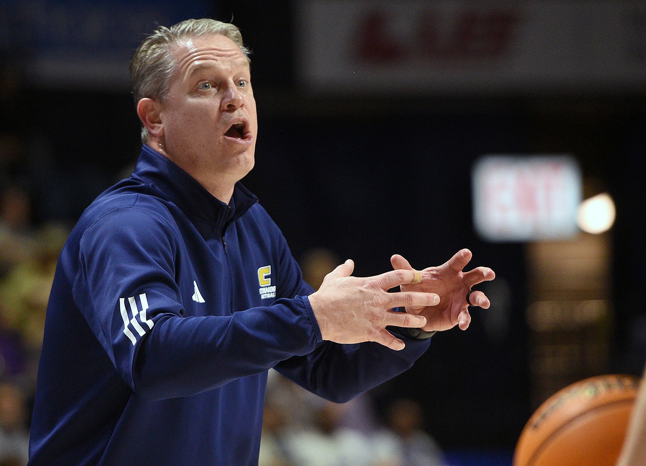 UTC men wrap up recruiting with addition of French point guard ...