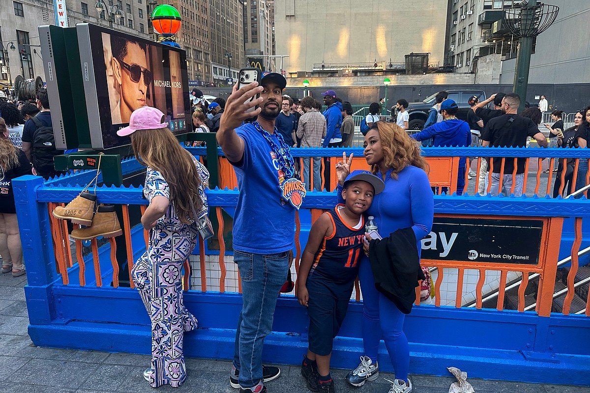 New York City is in a Knicks frenzy for its beloved team's 1st NBA