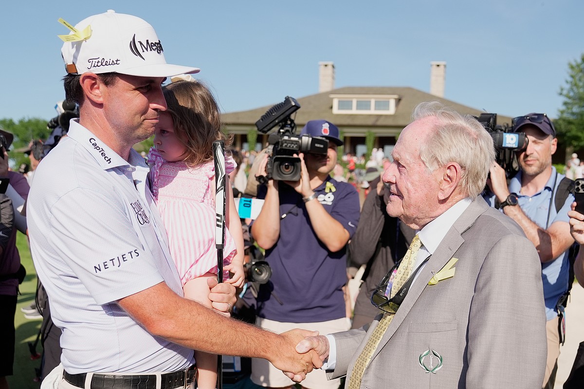 J.T. Poston loses a 4-shot lead and comes up clutch to win Memorial in a playoff