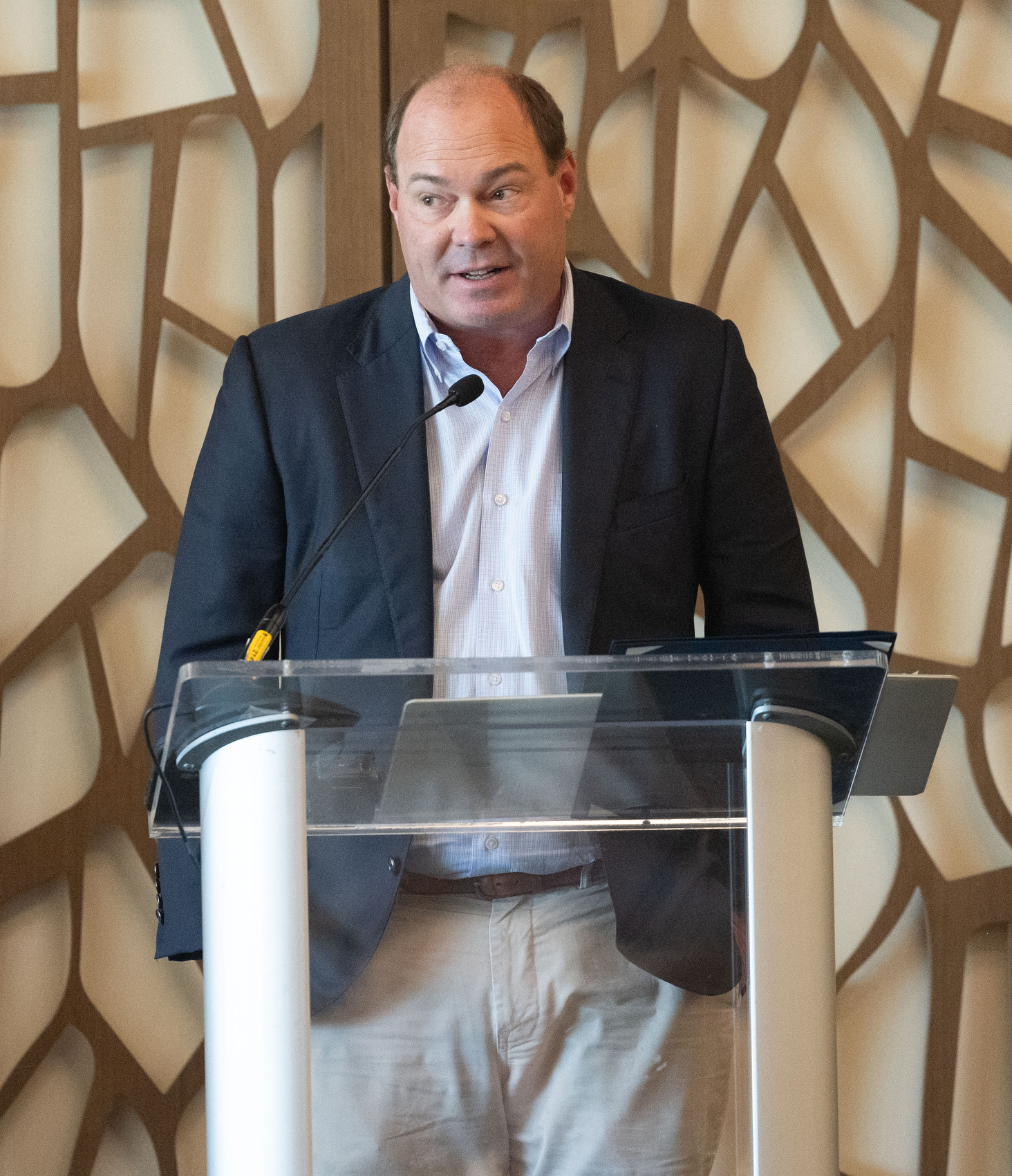 Staff photo by Larry Sullivan II / Downtown riverfront development campaign Chair Ward Davenport speaks during the River City Co.'s 40th anniversary celebration at the Westin hotel.