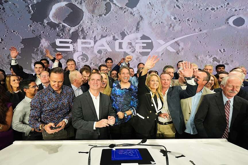 SpaceX stock soars in debut and makes Elon Musk the first trillionaire
