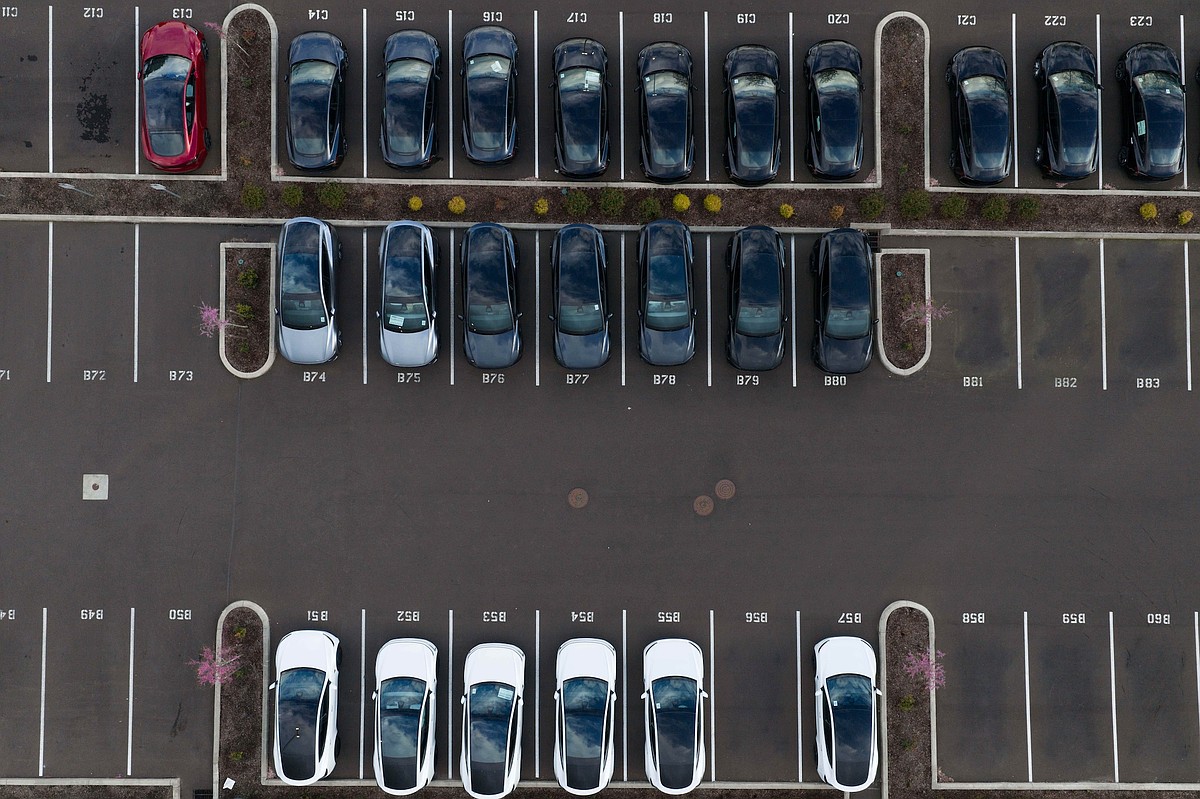 Free Press The Bezos-backed $25,000 EV that should worry Detroit