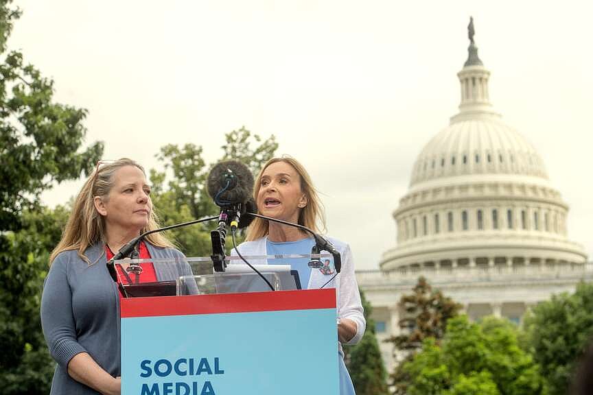 U.S. lags other countries in social media restrictions for kids, but a reform push is growing