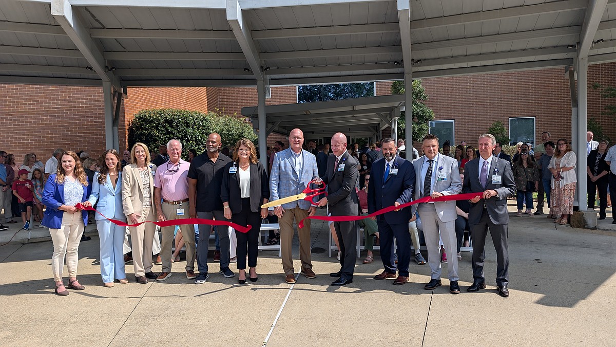 Baptist Health Magnolia hosts ribbon cutting