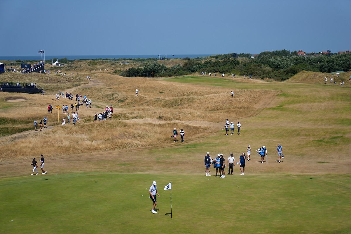Distance debate at this British Open is how far the golf ball goes on the ground