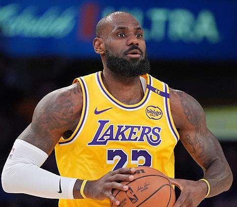 LeBron James not ready to reveal decision on his future