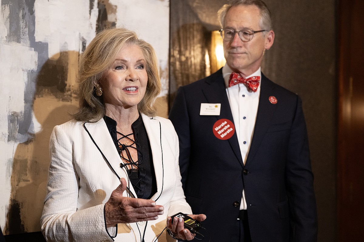 What are the differences between Blackburn and Rose as candidates for Tennessee governor?