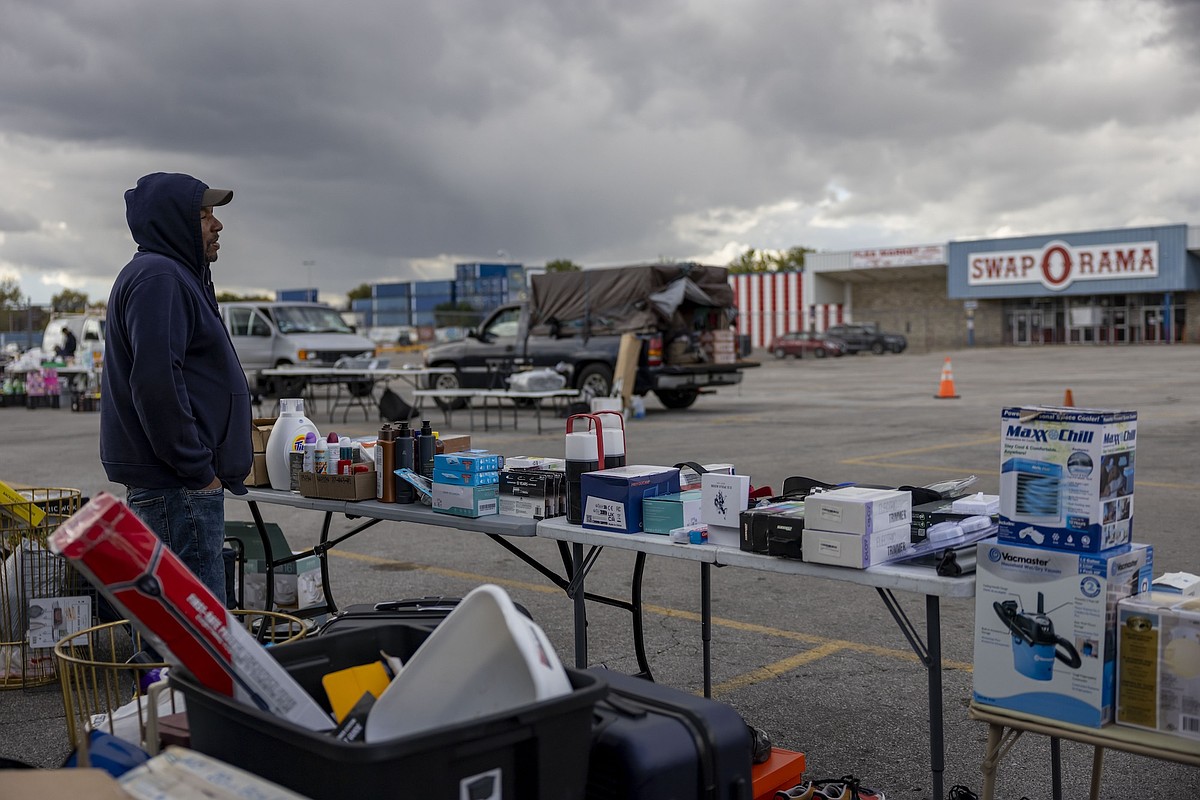 Times Opinion: ICE crackdowns in Chicago and Minneapolis took an economic toll, too