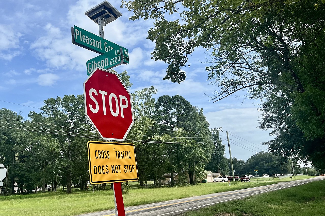 Four-way stop planned at Pleasant Grove Road, Gibson Lane intersection ...
