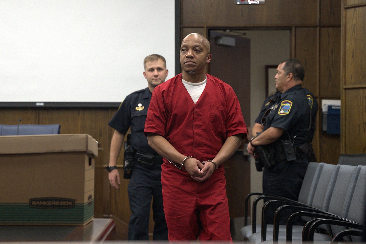 Judge finds murder defendant’s claim of missing documents lacks credibility