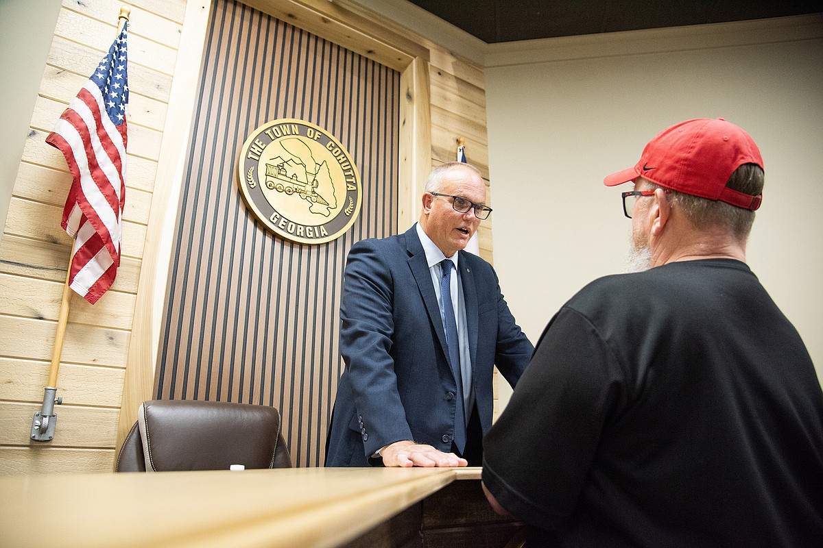 Cohutta swears in appointed mayor, vows for transparency