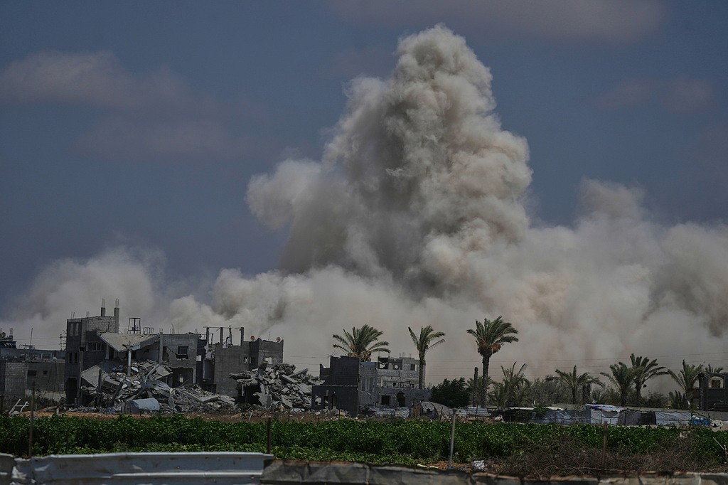 Egypt speaks with Iran after Tehran claims victory, and other Middle East developments