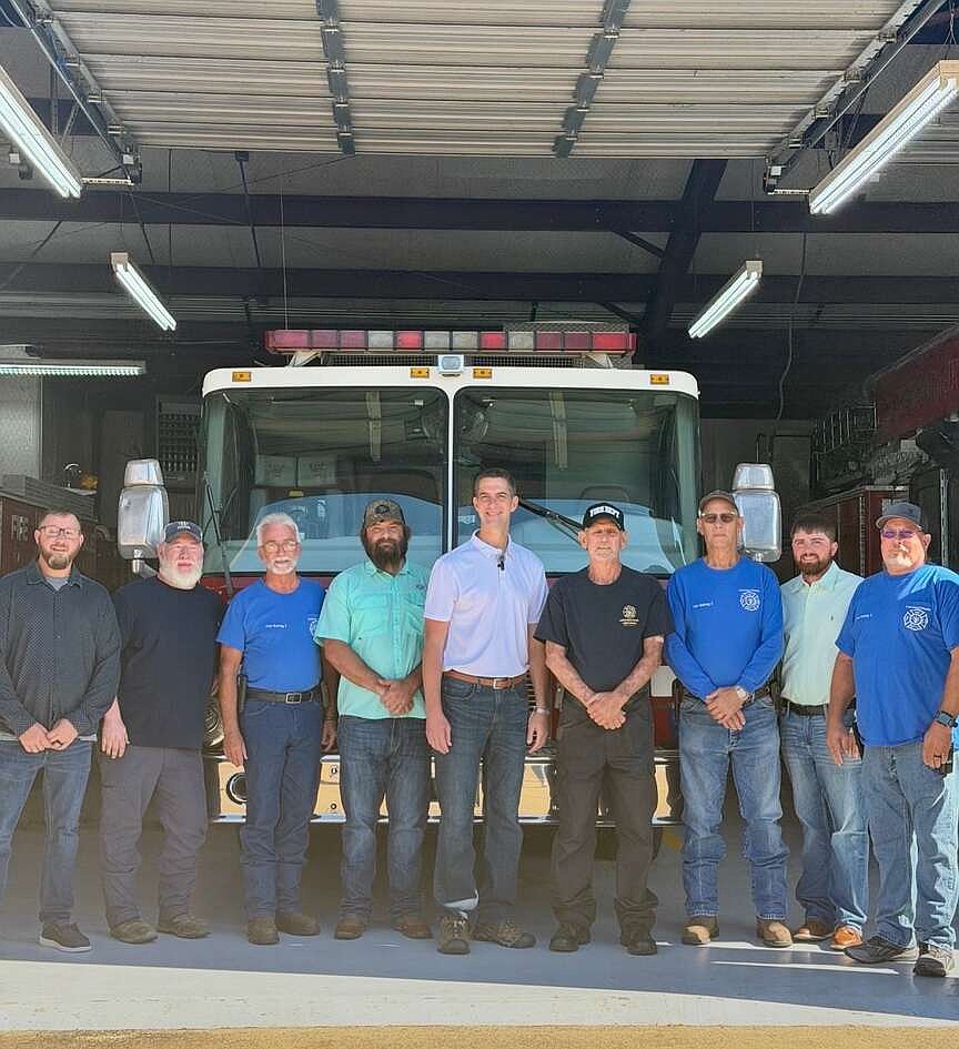 Sen. Tom Cotton visits fire crews, tours Union County wildfire site