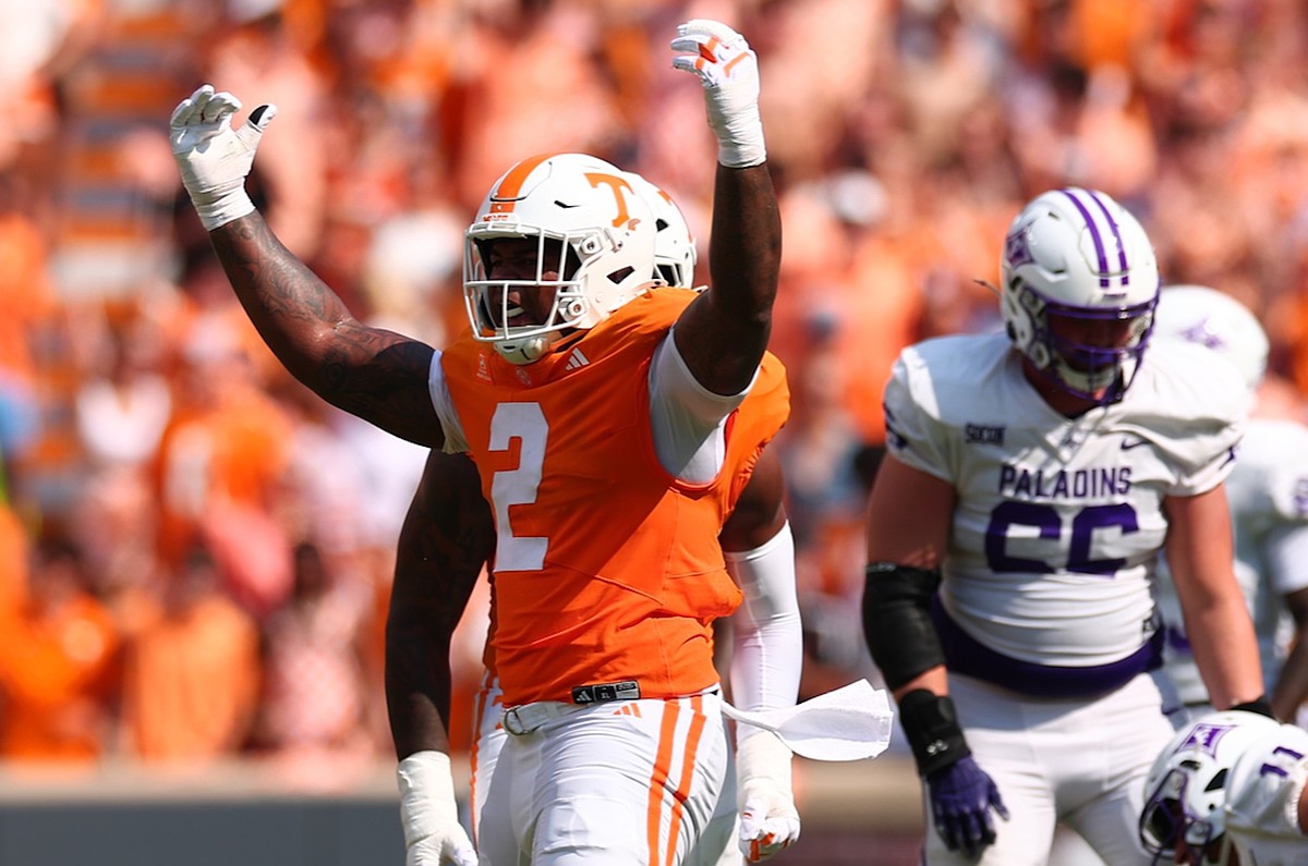 Hargis : Vol Xavier Gilliam establishes himself as leader on D - line | Chattanooga Times Free Press