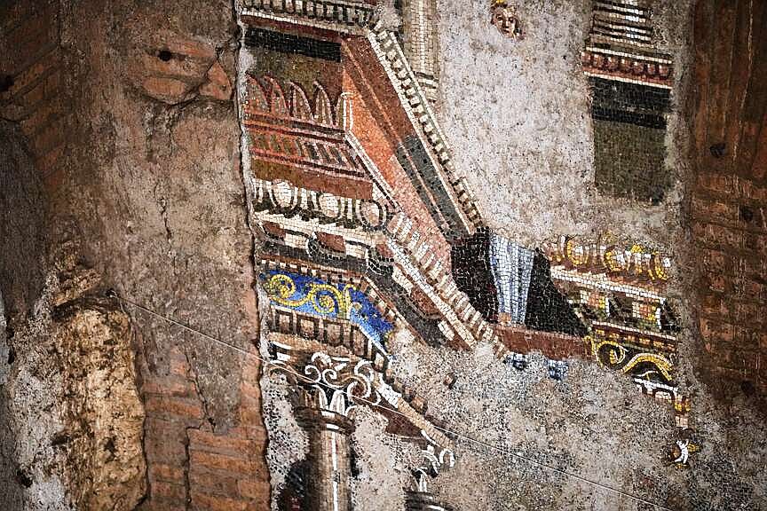Ancient Rome???s biggest fresco and mosaic open to public for first time since discovery 3 decades ago