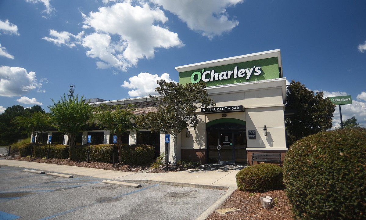 Final Chattanooga area O'Charley's closes as chain shuts down