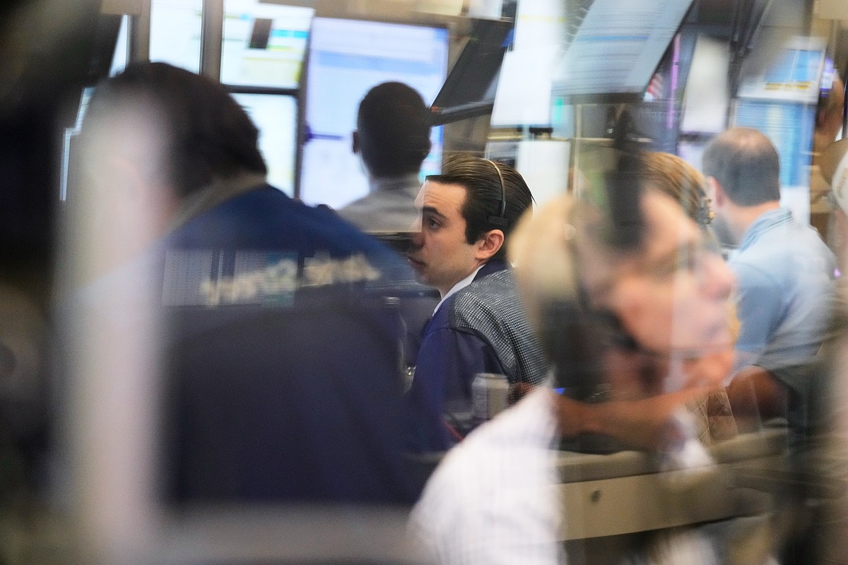 Most US stocks fall after the bond market cranks the pressure higher | Chattanooga Times Free Press