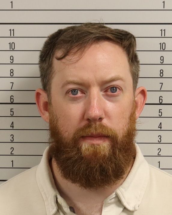 Hamilton County Sheriff's Office / Dakota Charles Neetz, 31.