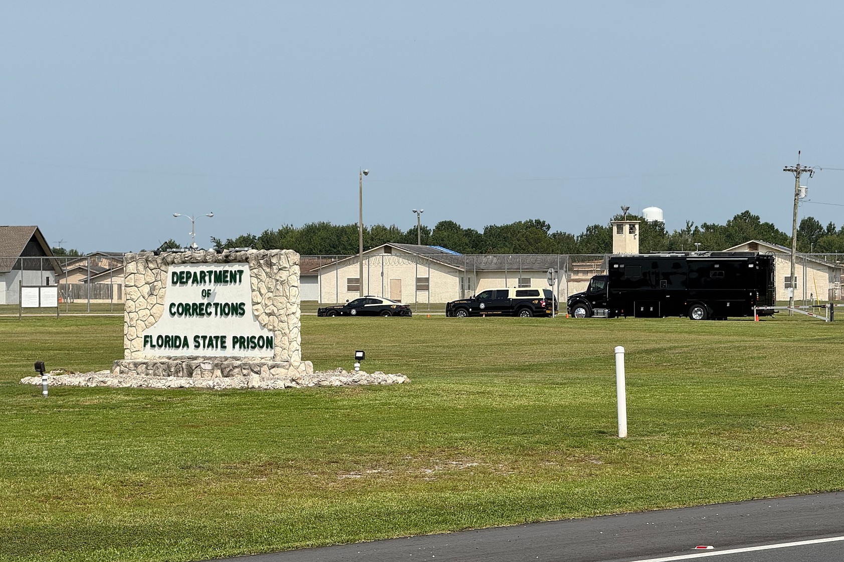 Florida puts 77-year-old man to death for a deputy's killing in its ...