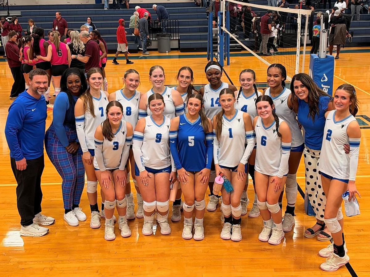 Prep Volleyball: Hooks claims district title with win over Atlanta