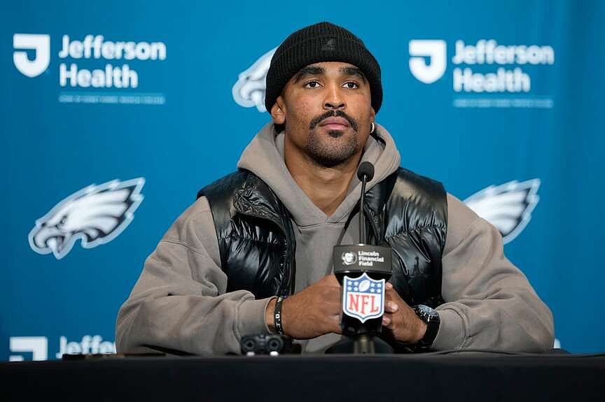 With Jalen Hurts recovering from blood clots, Eagles must try and find path to playoffs without him