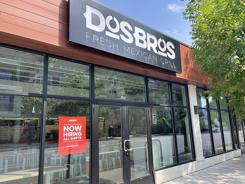 Photo by Dave Flessner / Dos Bros on South Broad Street is among many restaurants and hotels seeking to hire more workers in Chattanooga.