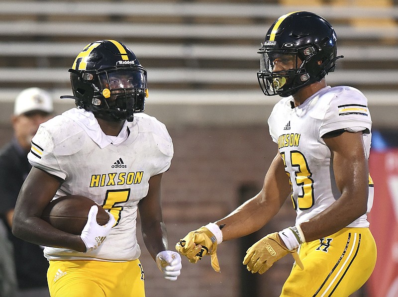 Football newcomer Nisaiah Fredrick helps Hixson to best start since ...