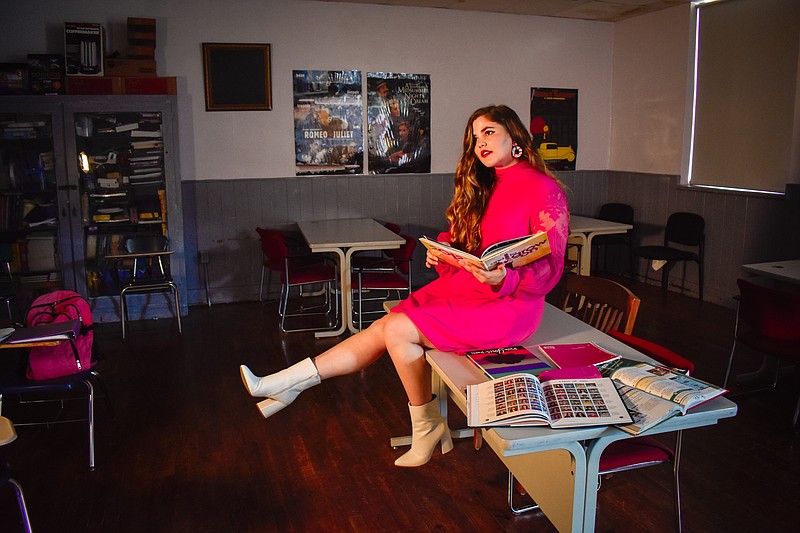 Rachel McIntyre Smith debuts Chattanooga produced Glory Daze EP Rachel McIntyre Smith debuts Chattanooga produced Glory Daze EP