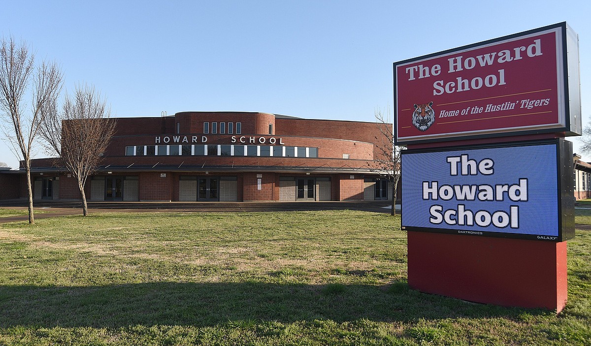 Chattanooga’s Howard School bans backpacks, hoodies Chattanooga Times