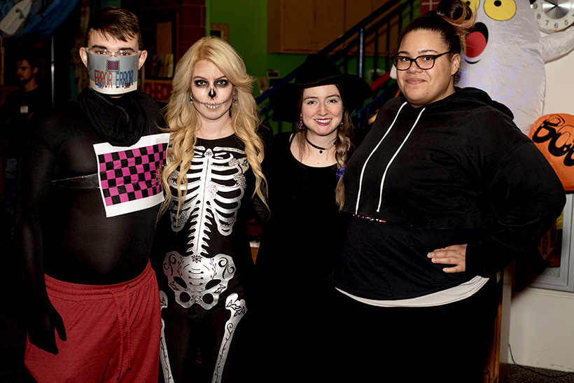 Photo by Michael Hampton / Hudson, Mariah and Esra Feliciano and Sara Grogins