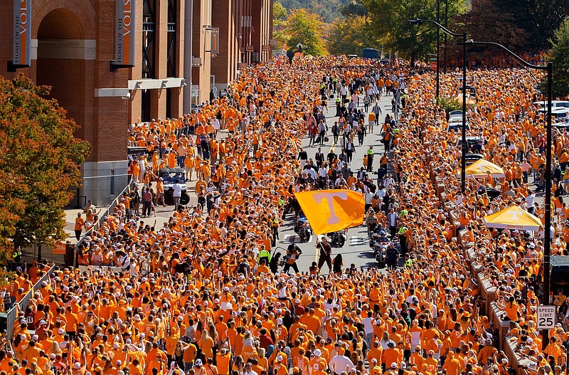 Vols turning to the dark side with hopes of extending perfect run