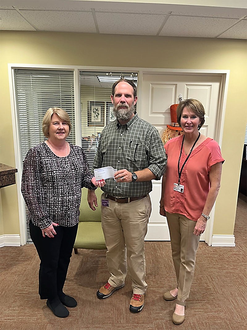Good Deed Citizens TriCounty Bank donates to the welfare of local