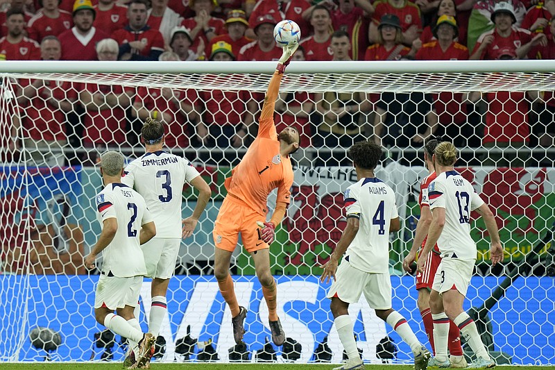 Gareth Bale saves Wales to frustrate USMNT at World Cup, Pro Sports