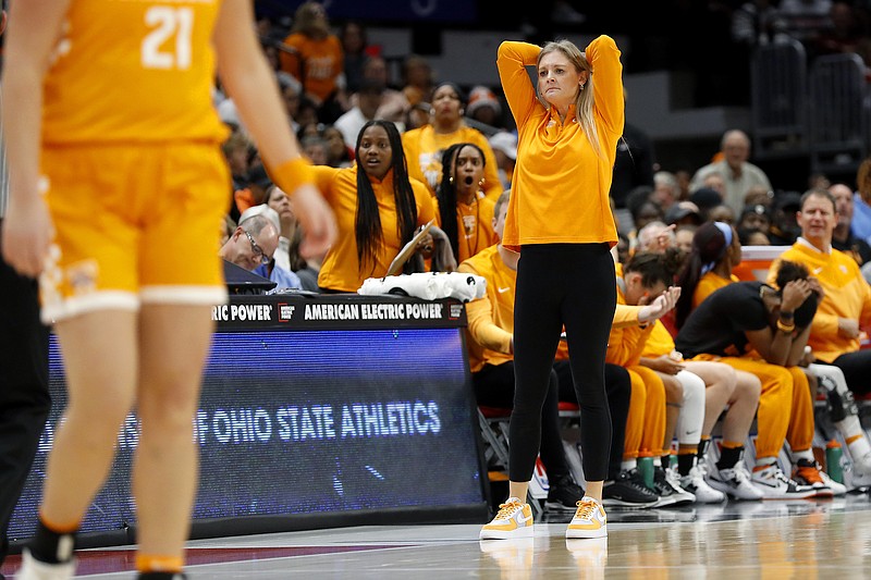 Tennessee football, basketball assistant a pioneer in media business