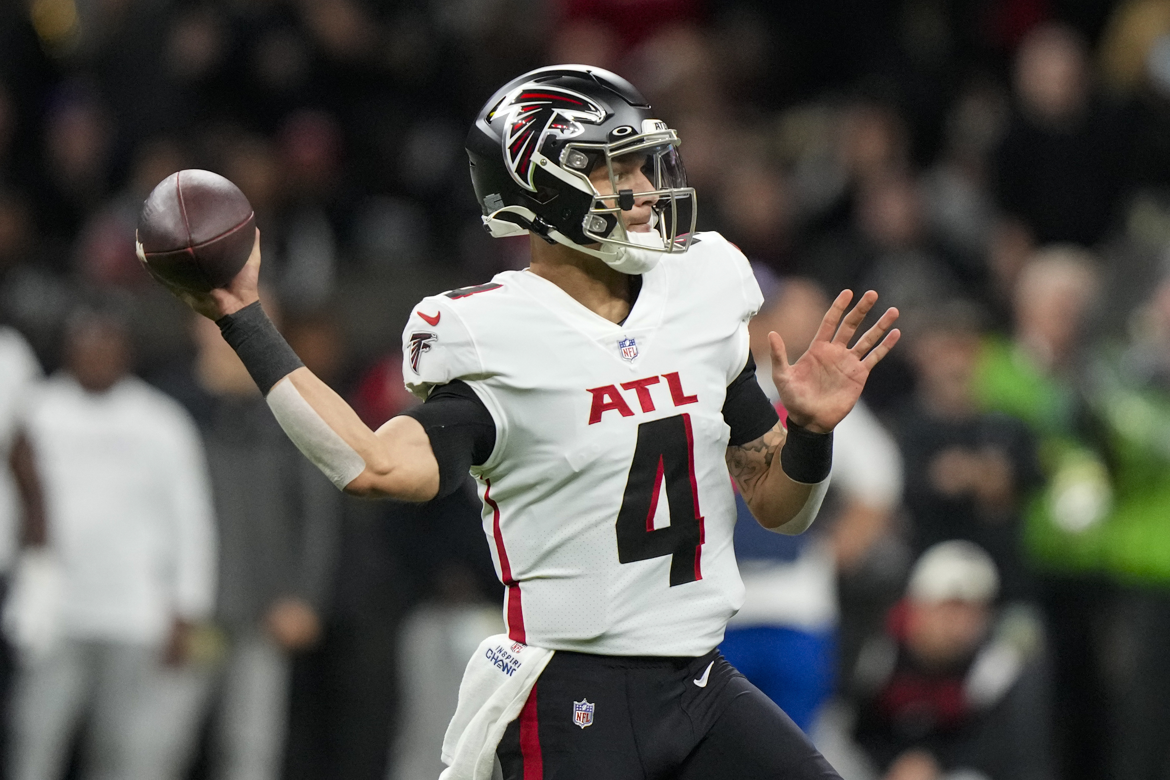 Atlanta Falcons blowout loss a wake up call time to start Ridder