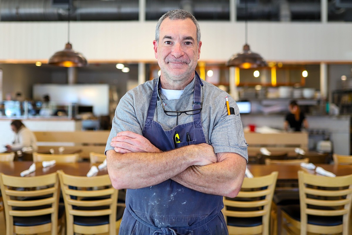 Chef Erick Wood crafts specialty bagels, pizzas at Chattanooga's Honey ...