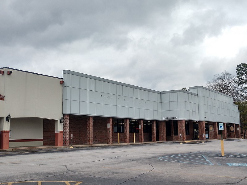 Staff photo by Mike Pare / A former Food City store is an anchor location as part of the Osborne Shopping Center in East Ridge.