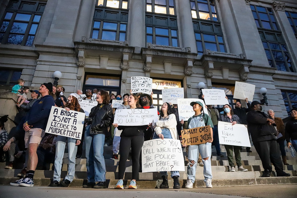 Chattanooga demonstrators call for abolition of police, not reform ...