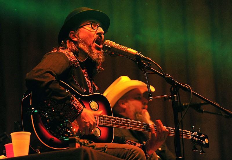 NWA Media/MICHAEL WOODS / Les Claypool's Duo de Twang plays a set on the main stage of the eighth annual Yonder Mountain String Band Harvest Music Festival at Mulberry Mountain in Ozark, Arkansas. He will be bringing a revamped version of Les Claypool's Fearless Flying Frog Brigade to Riverbend 2023.