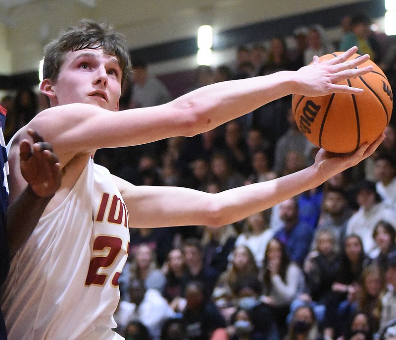 GHSA basketball playoff roundup Abernathyled Lions advance