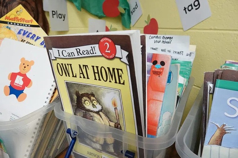 Karen Pulfer Focht / Chalkbeat / Early reading books fill bins in a classroom at Gardenview Elementary School in Memphis. A bill in the Tennessee General Assembly would remove the requirement for teachers to catalog books in their classroom collections.