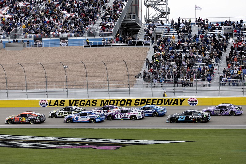 AP photo by Ellen Schmidt / NASCAR Cup Series drivers begin their final laps during Sunday's race at Las Vegas Motor Speedway.